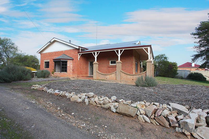 24 Burra Road, Saddleworth SA 5413, Image 0