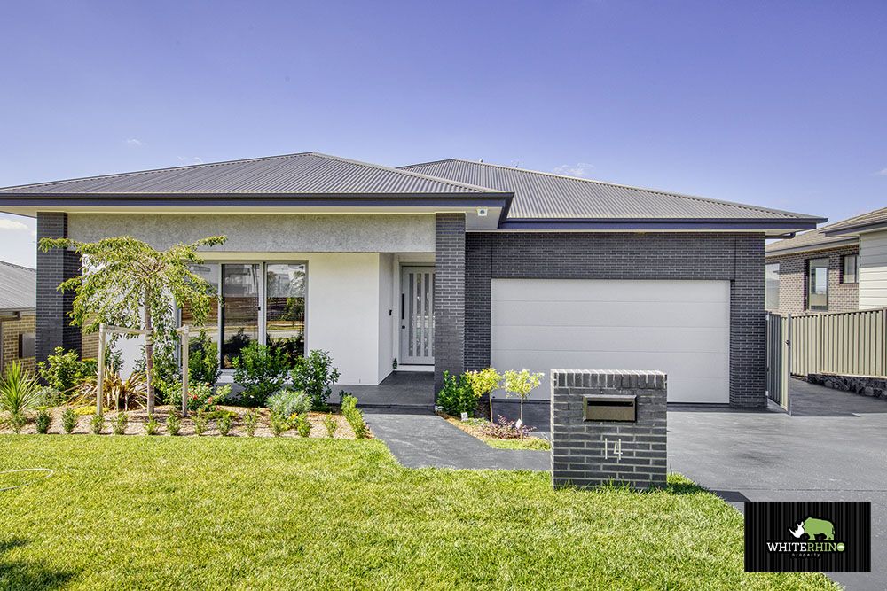 5 bedrooms House in 14 Aitken Street GOOGONG NSW, 2620