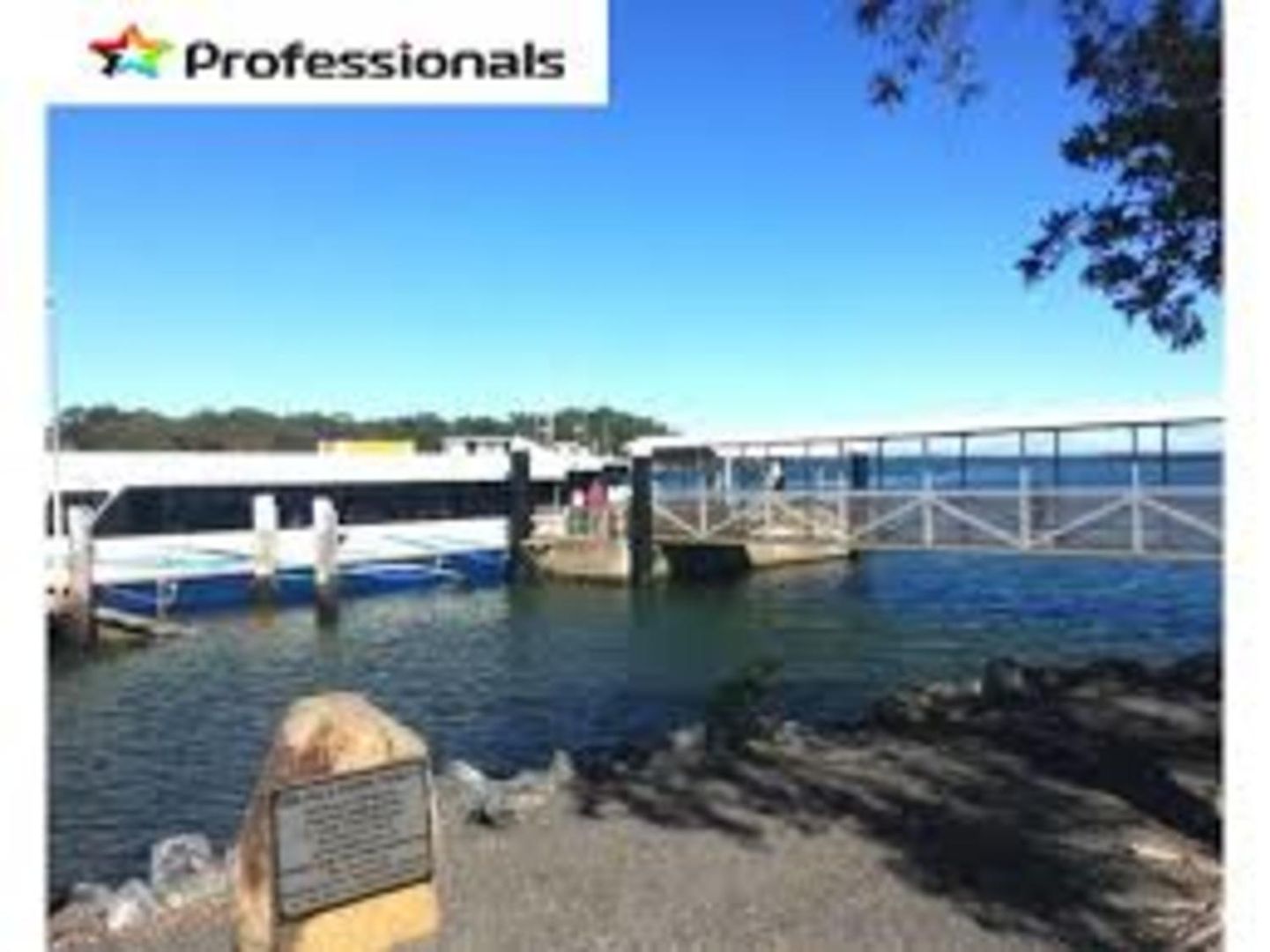 6 Robin Street, Macleay Island QLD 4184, Image 2