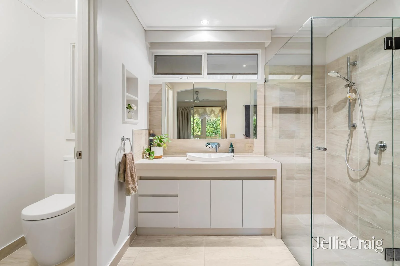 Additional image 11 of 13 Kent Court, Doncaster East VIC 3109