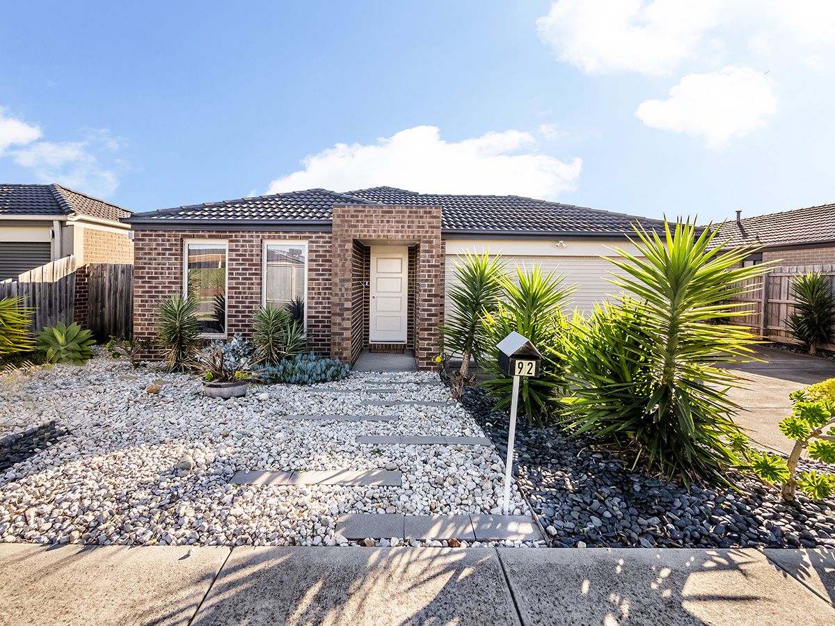 92 Calais Circuit, Cranbourne West VIC 3977, Image 0