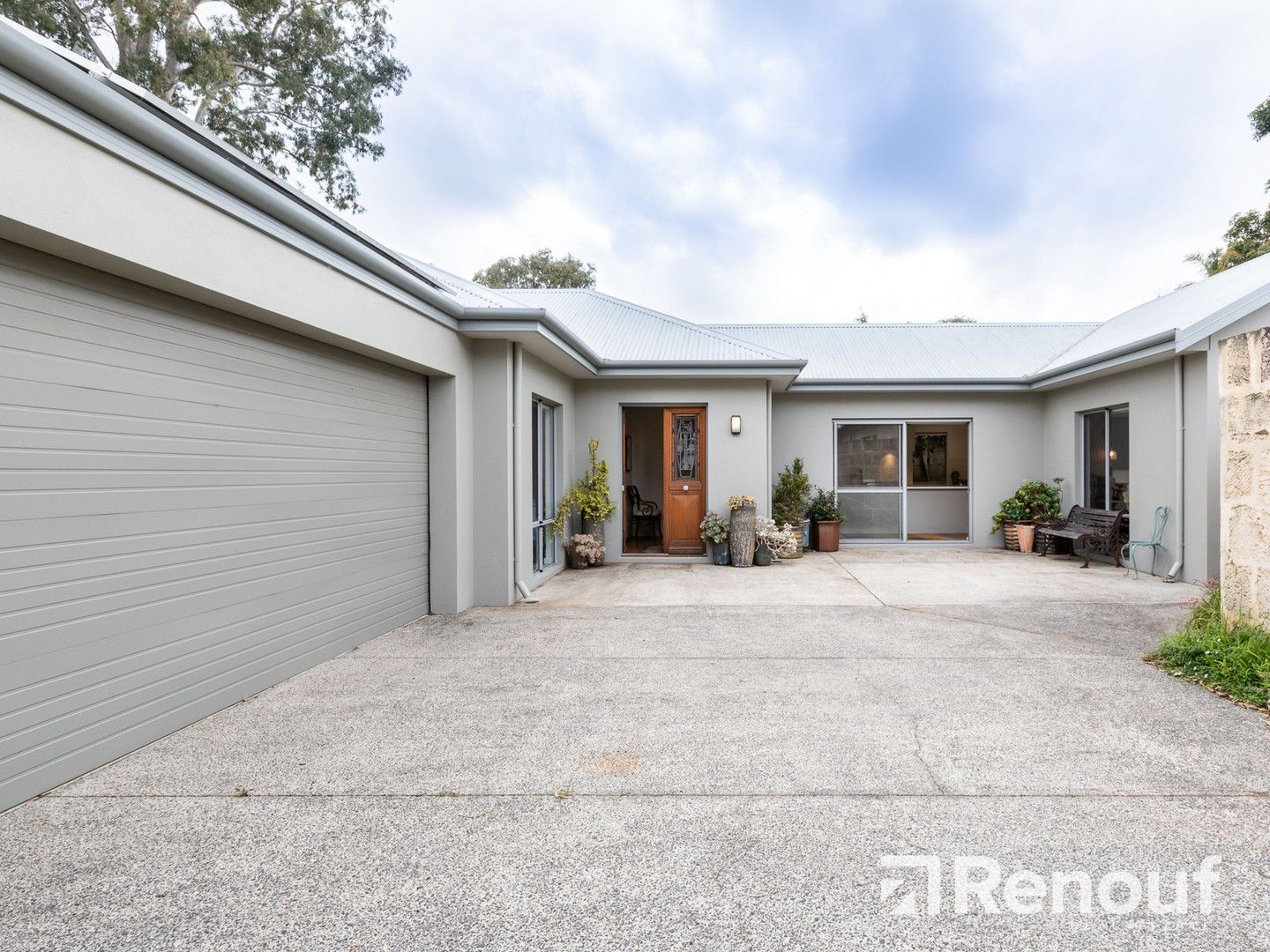 4 bedrooms House in 10A Australind Street SWANBOURNE WA, 6010