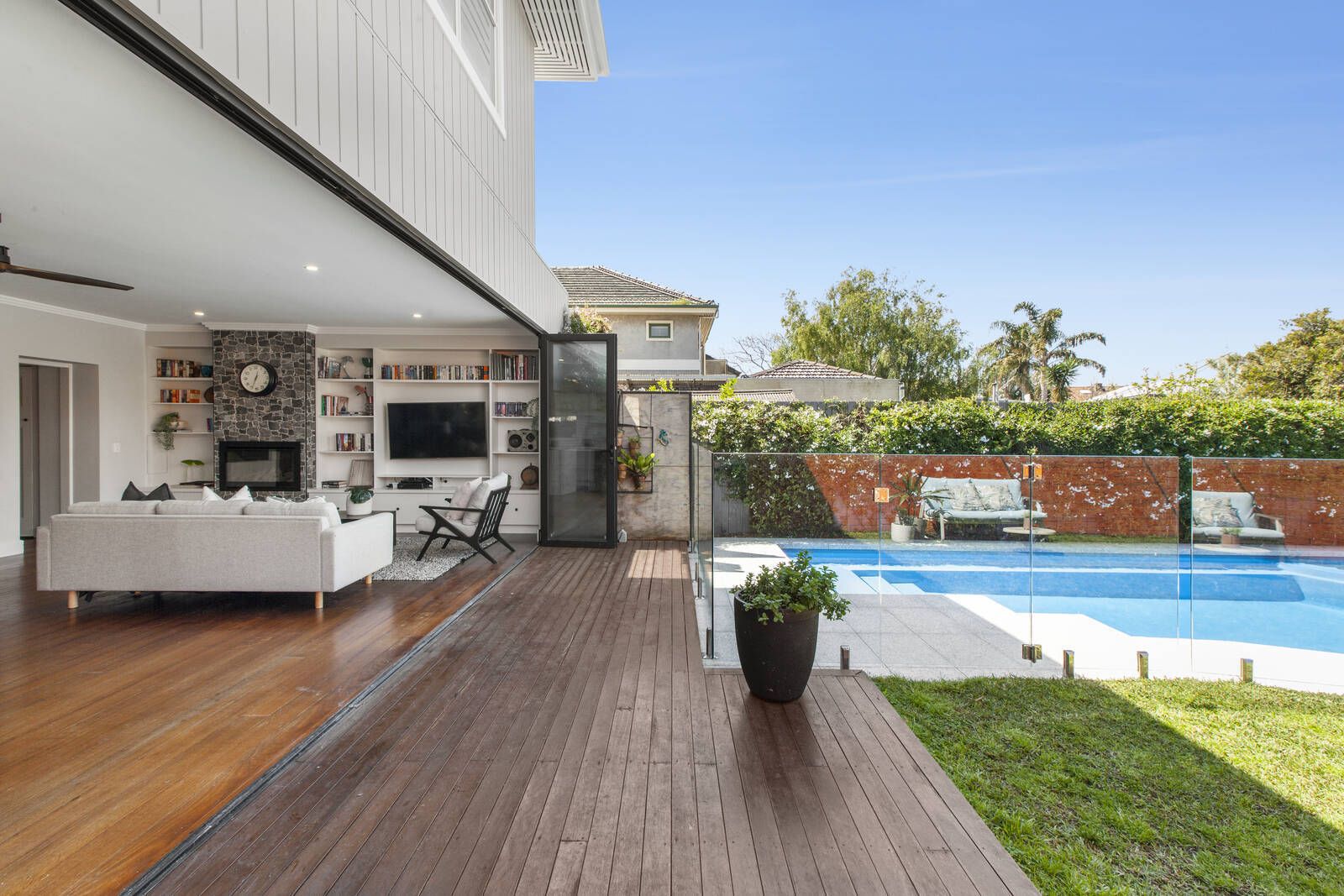 354 Williamstown Road, Port Melbourne VIC 3207, Image 0