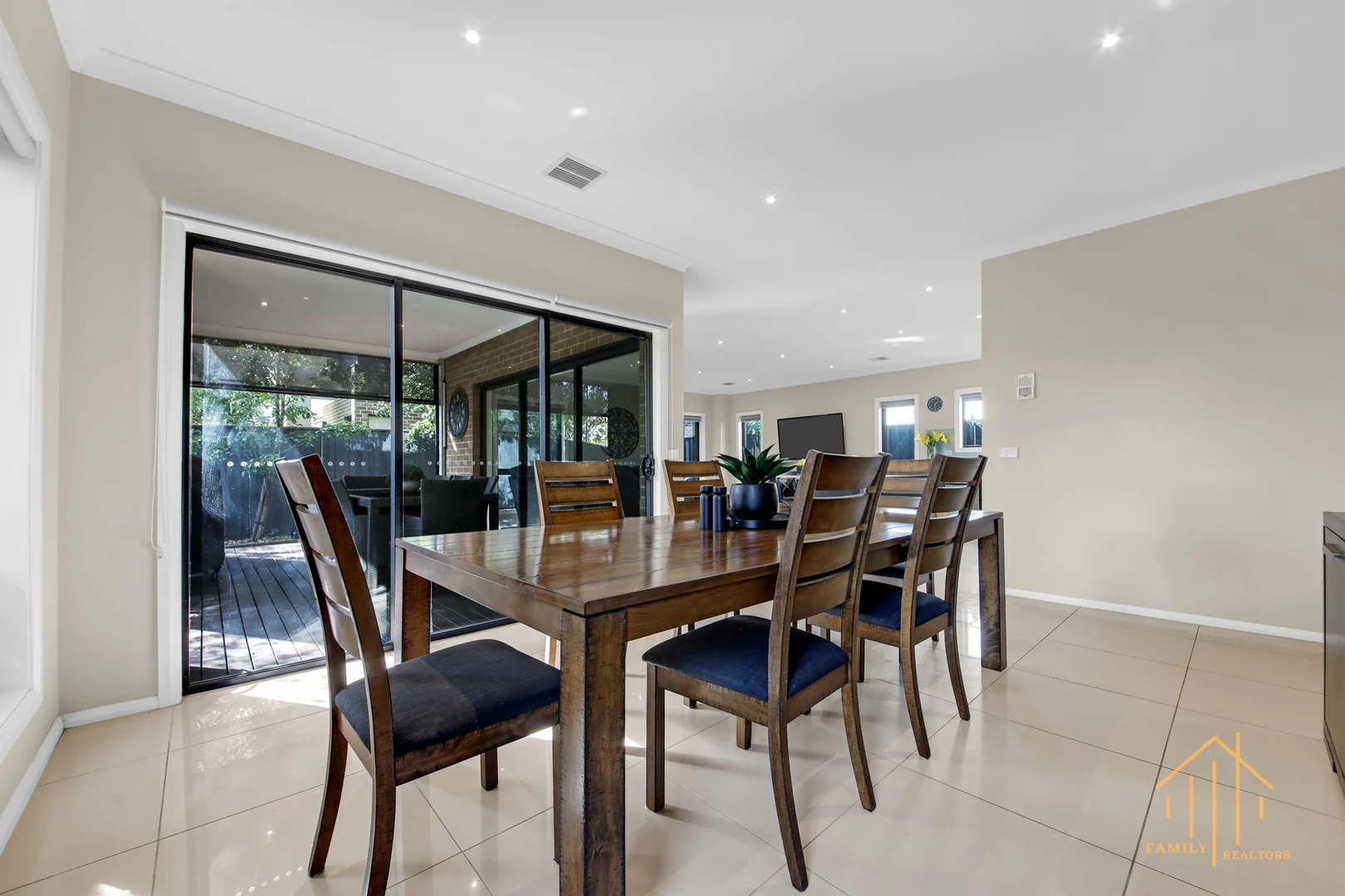 Additional image 8 of 46 John Russell Road, Cranbourne West VIC 3977