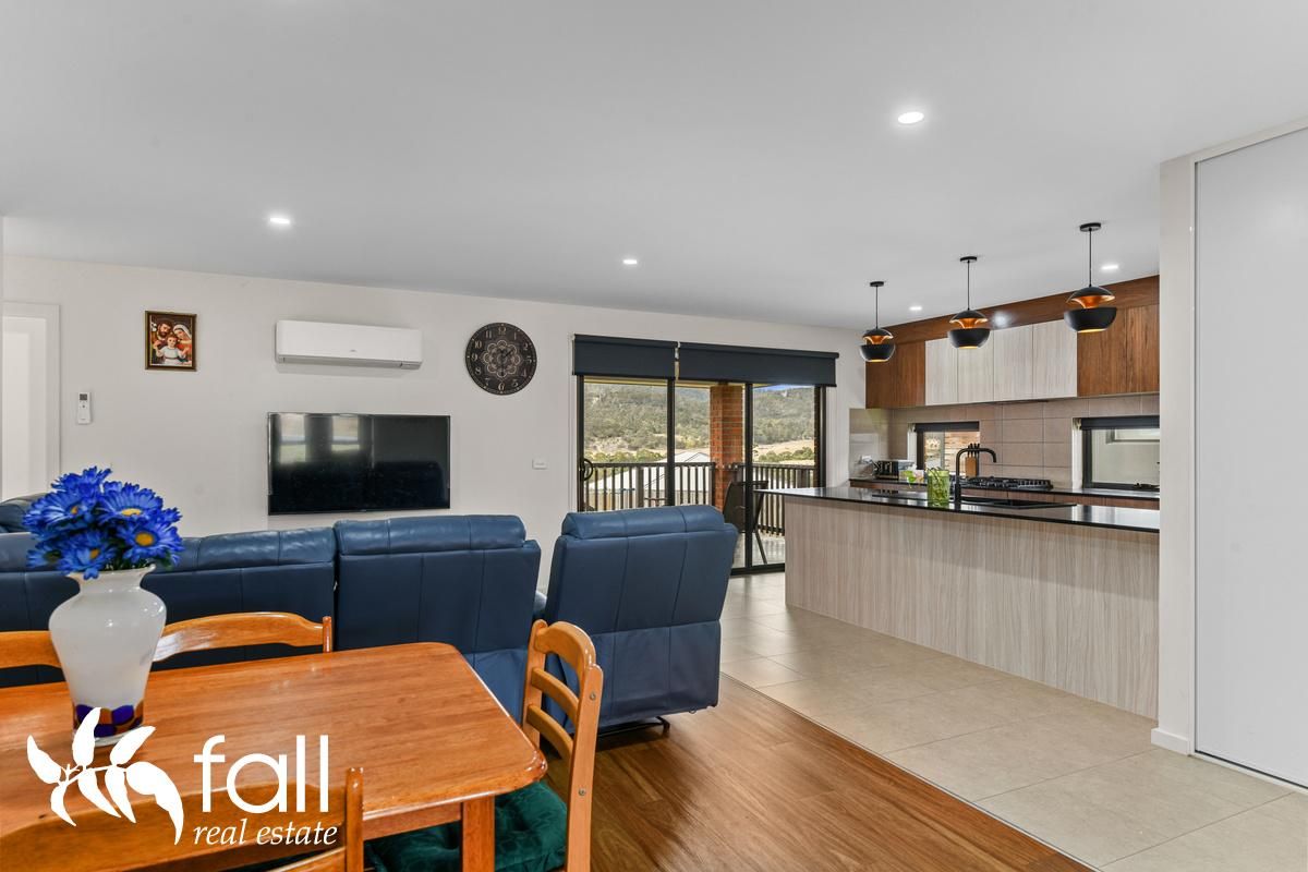 50 Vivian Drive, Rokeby TAS 7019 House For Rent 630 Domain