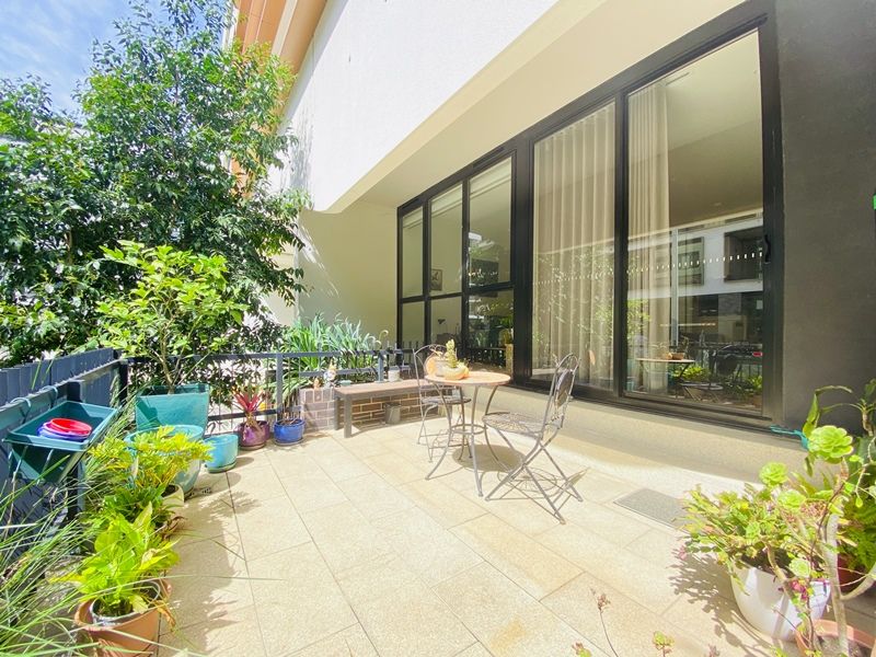 2 bedrooms Apartment / Unit / Flat in D107/72 MacDonald Street ERSKINEVILLE NSW, 2043