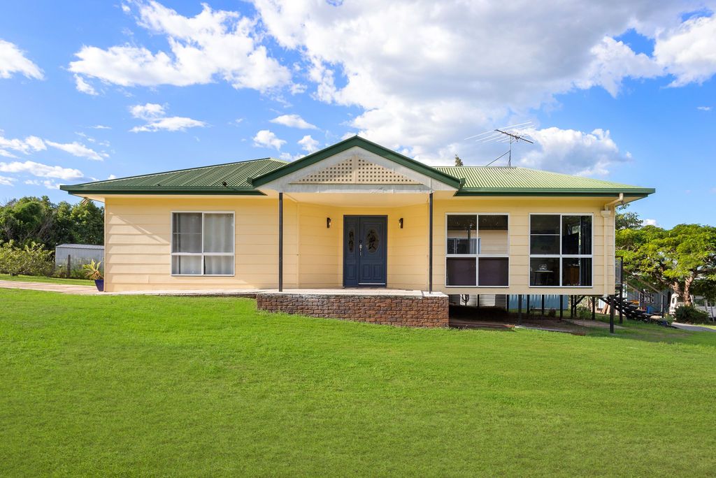 76 Australia II Drive, Kensington Grove QLD 4341, Image 2