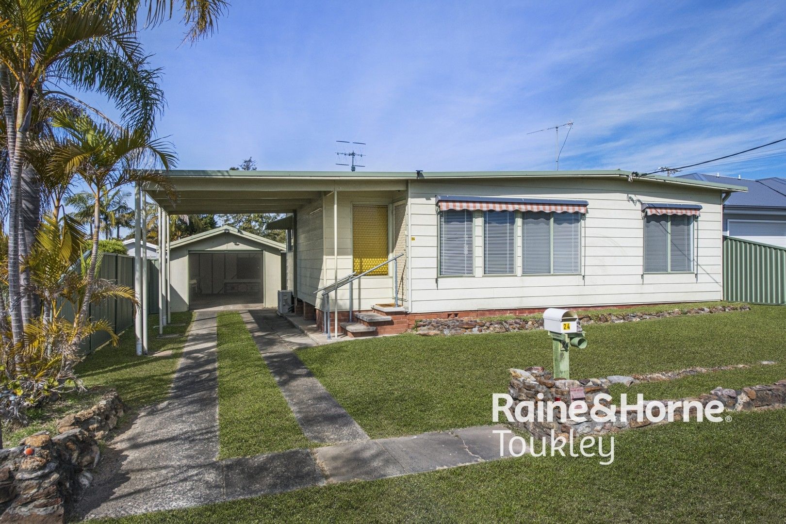 24 Merrendale Avenue, Gorokan NSW 2263, Image 0