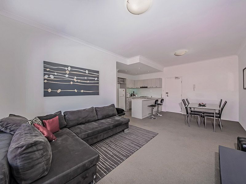 2 bedrooms Apartment / Unit / Flat in 9/2 Pisconeri Street PERTH WA, 6000