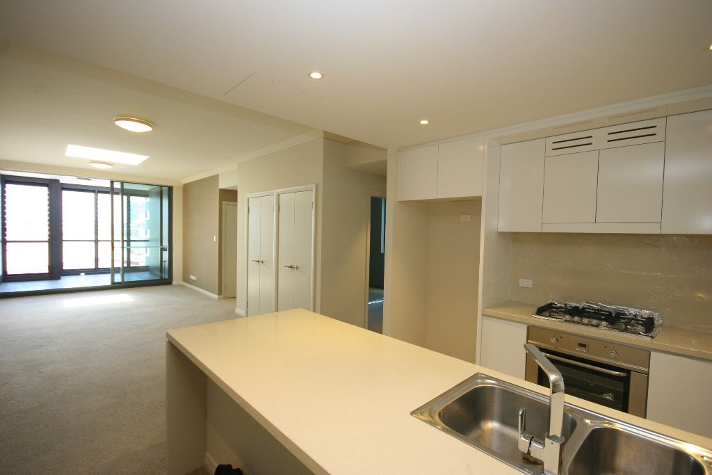 8**/53 Hill Road, Wentworth Point NSW 2127, Image 0