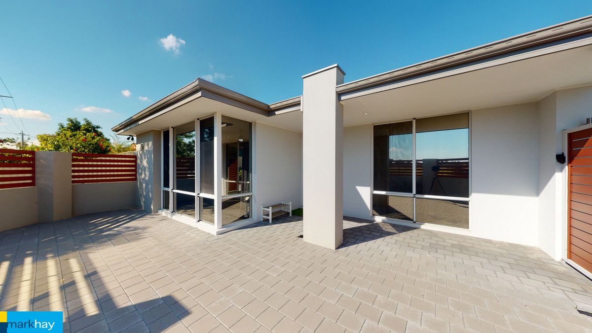 215 Gibbs Street, East Cannington WA 6107, Image 2