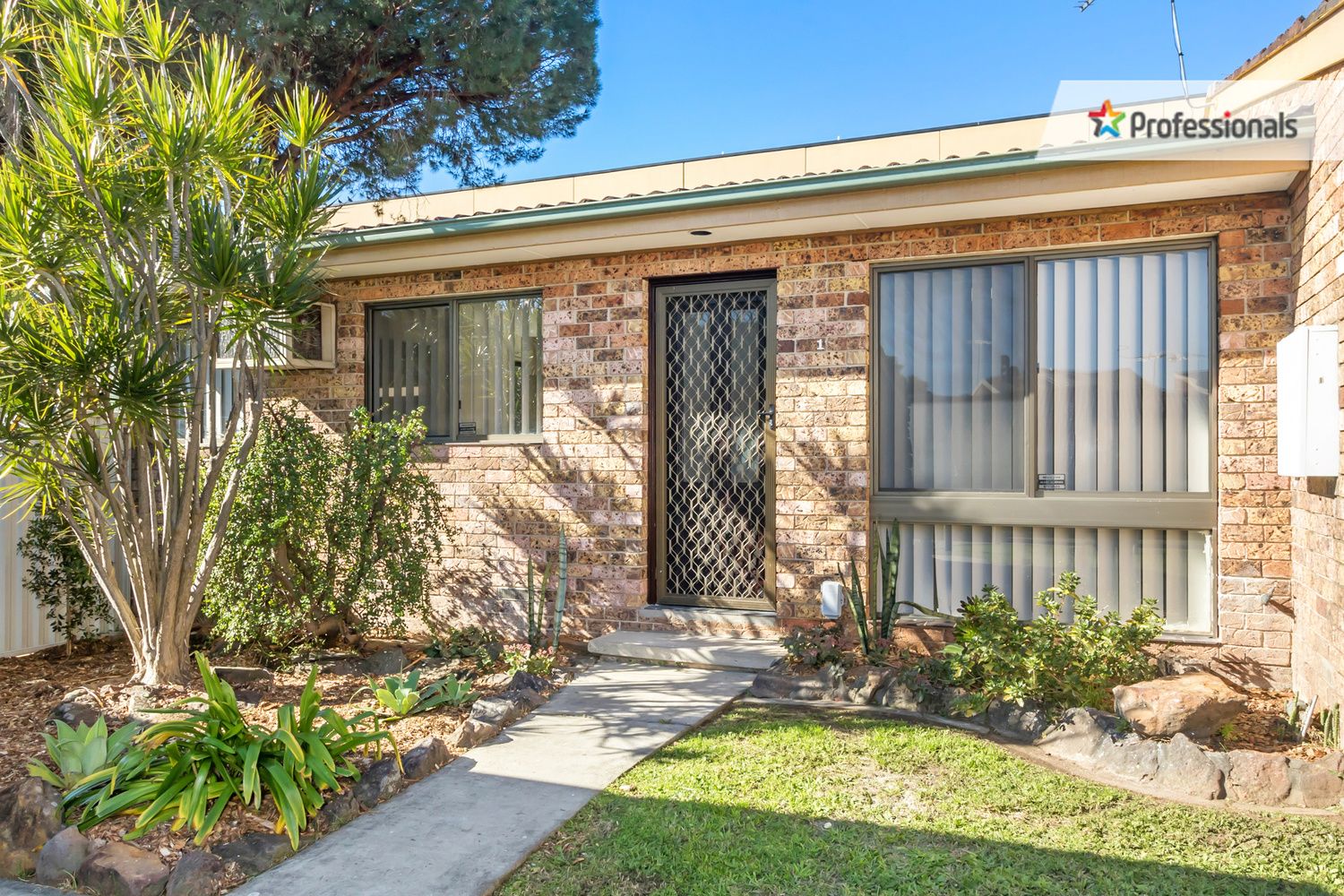 1/8 Reilly Street, Liverpool NSW 2170, Image 1