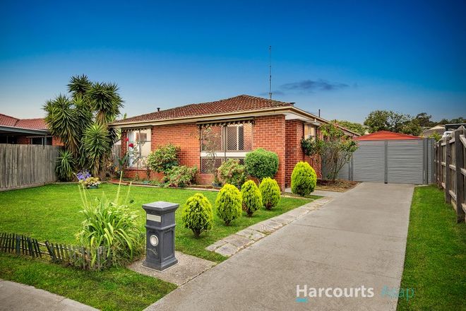 Picture of 2 Plover Court, ENDEAVOUR HILLS VIC 3802