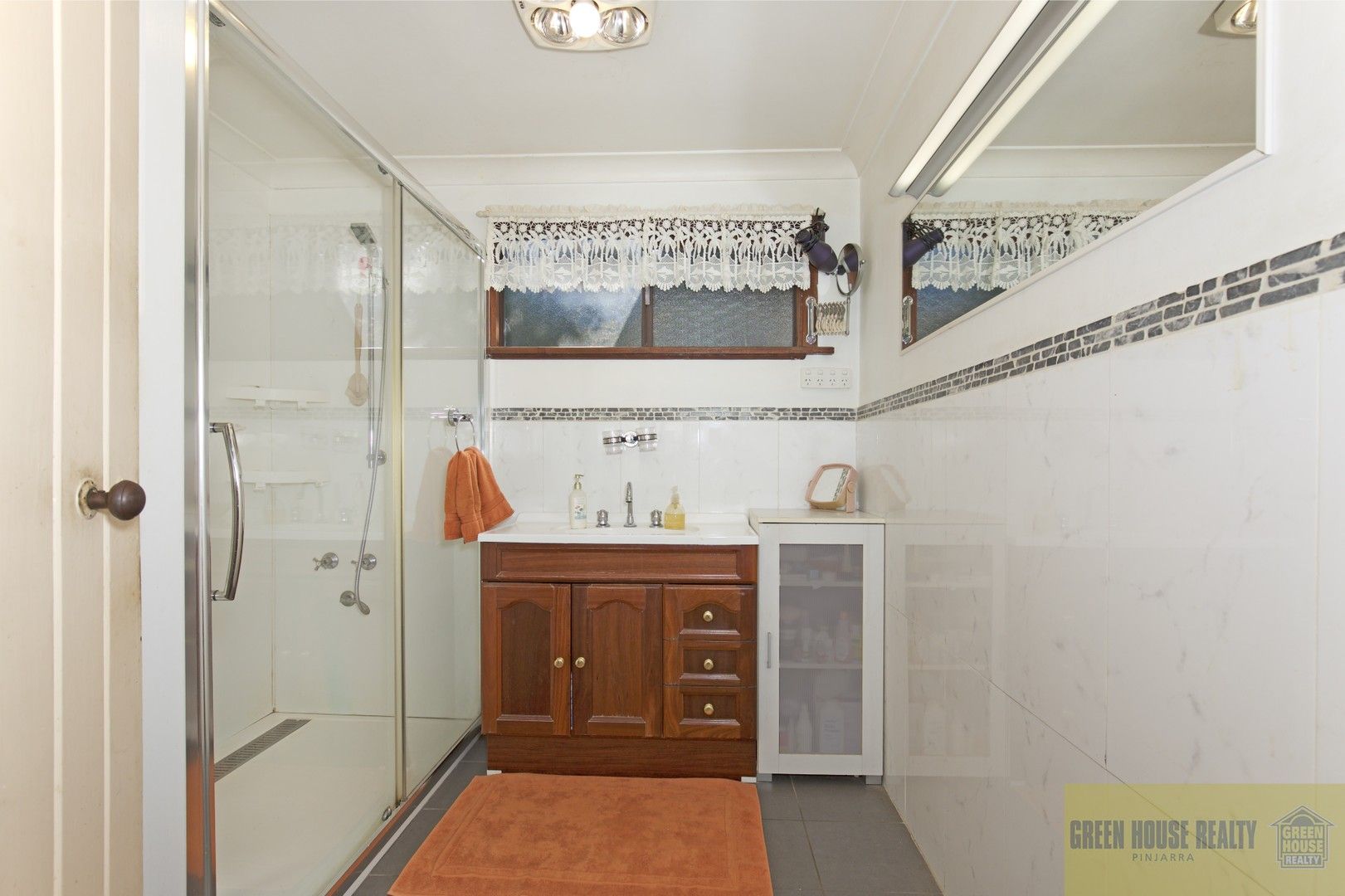 33 Marginata Crescent, Dwellingup WA 6213 House For Rent Domain