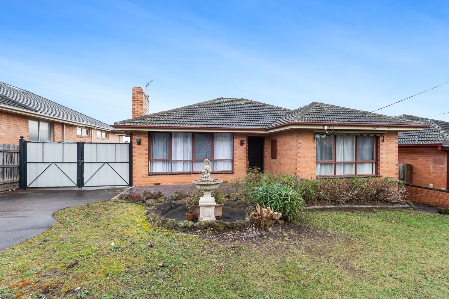 3 bedrooms House in 198 Holland Road BURWOOD EAST VIC, 3151