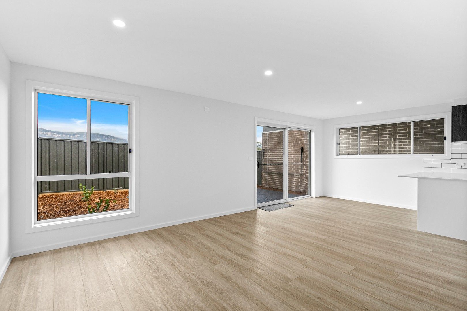 2 bedrooms Townhouse in 2/15-17 Brae Road ALBION PARK NSW, 2527