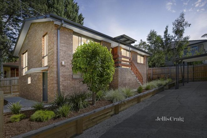 Picture of 17 Woodland Grove, BRIAR HILL VIC 3088