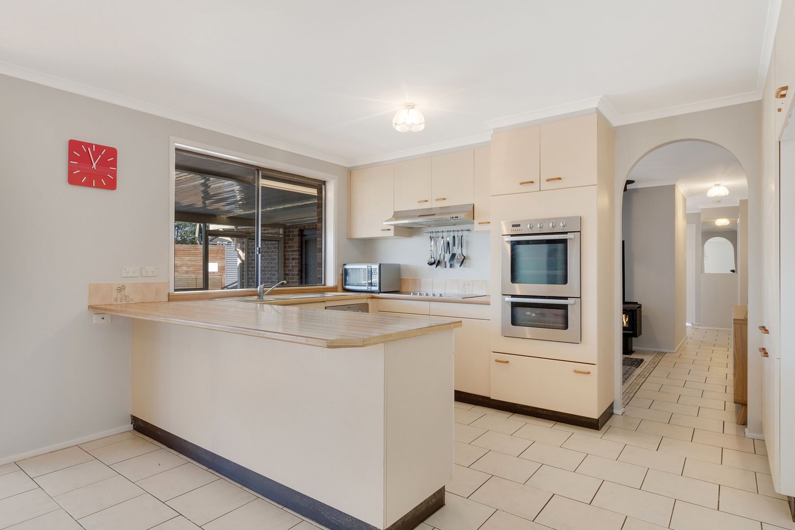 4 Ohio Place, Kearns NSW 2558, Image 2