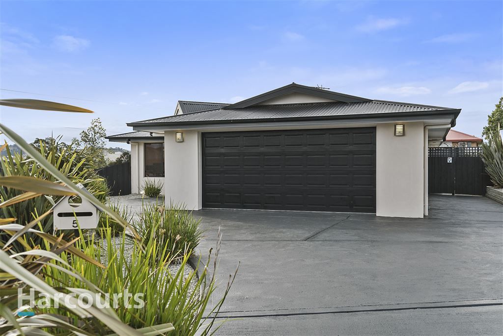 5 Callum Close, Midway Point TAS 7171, Image 0