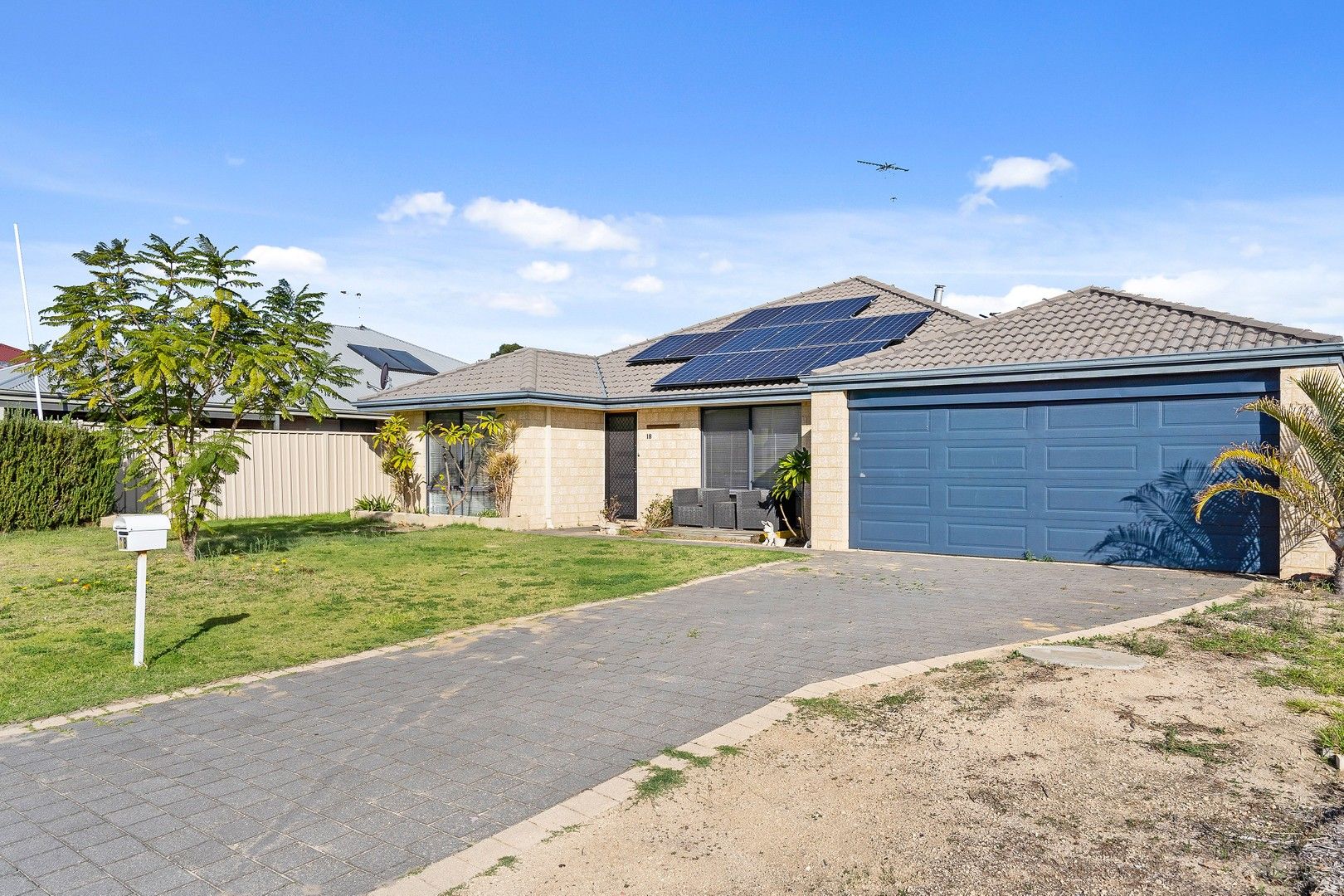 4 bedrooms House in 18 Holloway Turn RAVENSWOOD WA, 6208