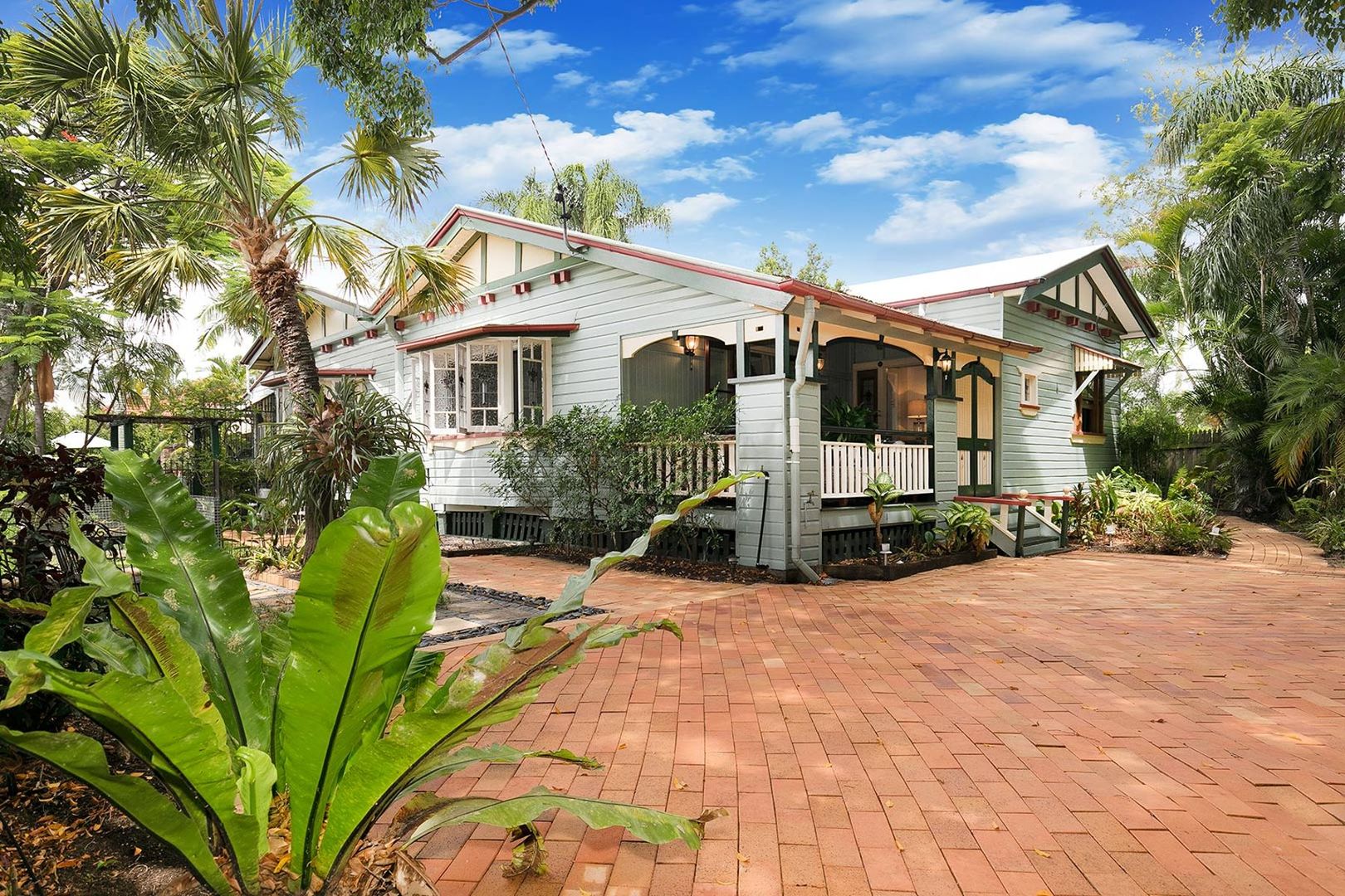 262 Oxley Road, Graceville QLD 4075