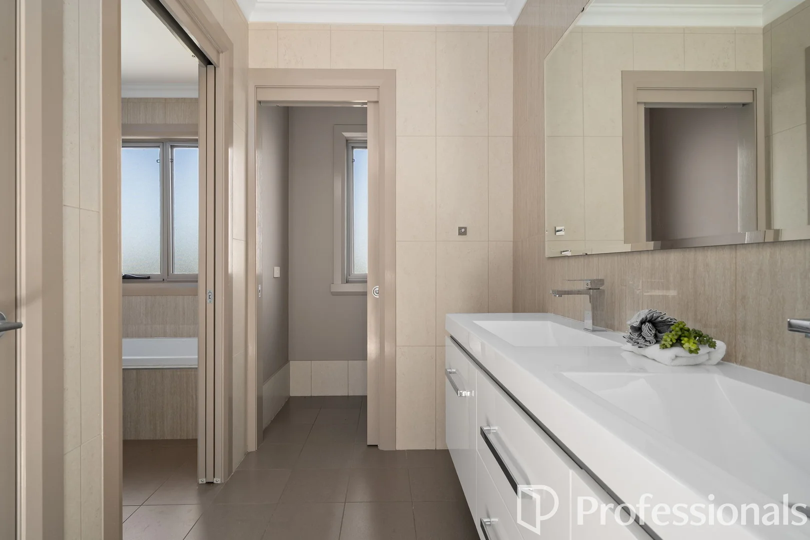 Additional image 19 of 24 Robindale Court, Robin Hill NSW 2795