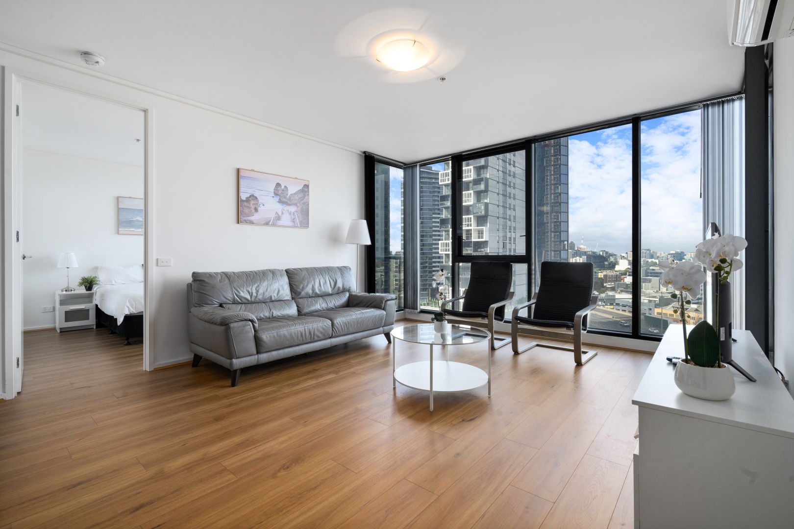 146/99 Whiteman Street, Southbank VIC 3006, Image 1