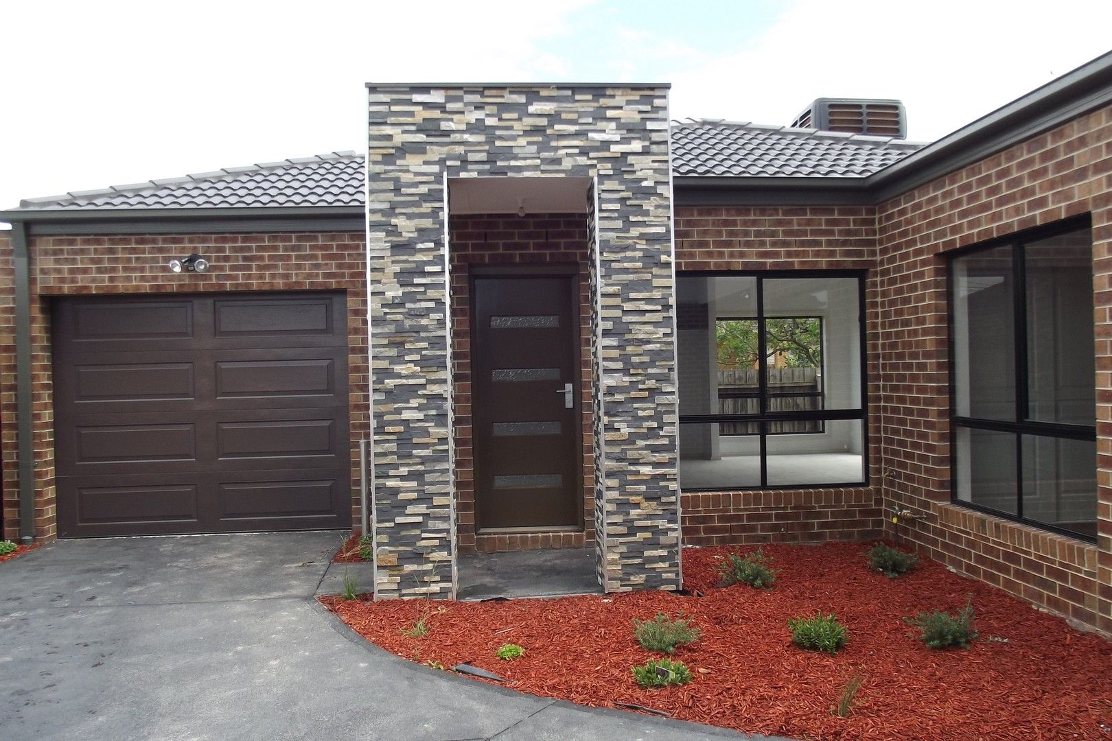 2 bedrooms Apartment / Unit / Flat in 3/53 Kirkham Road DANDENONG VIC, 3175