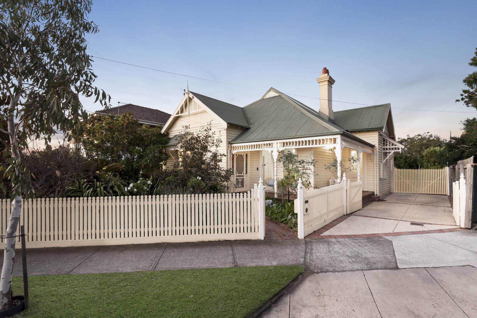 52 Orlando Street, Hampton VIC 3188, Image 0