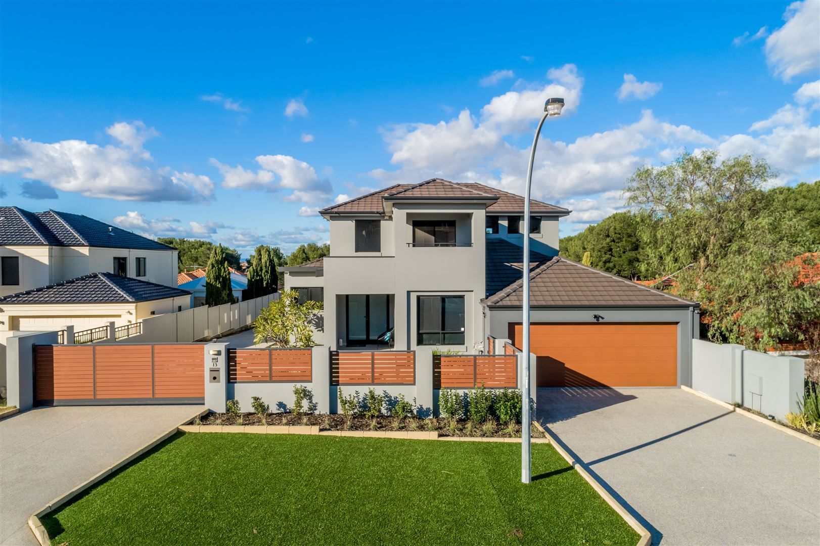 13 Battye Road, Kardinya WA 6163