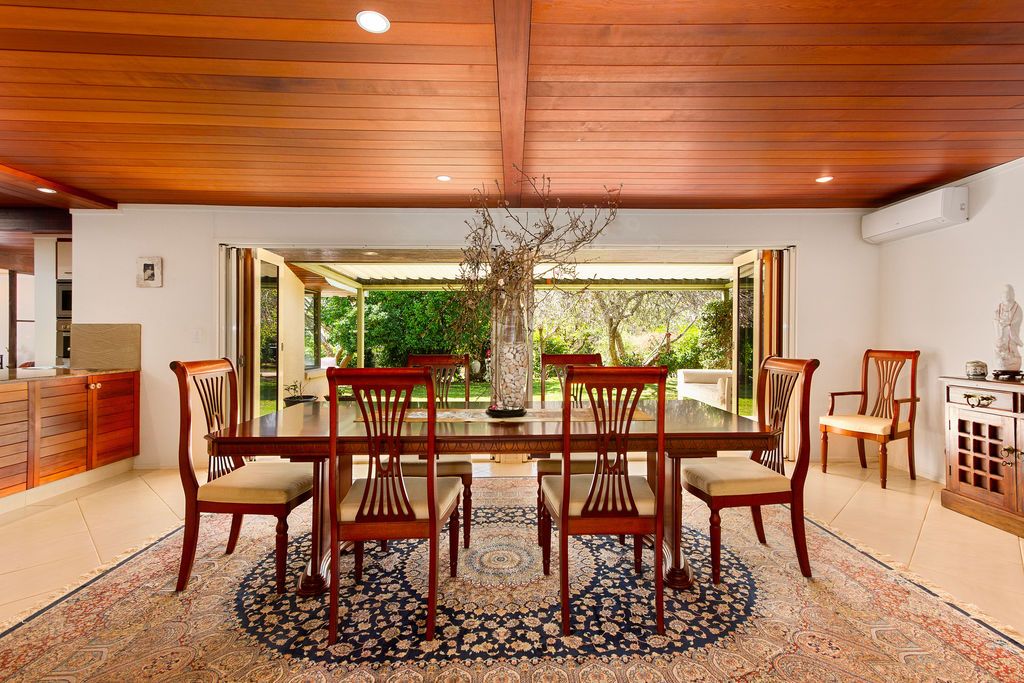 911 Chalmette Drive, Tamborine Mountain Property History & Address Research Domain