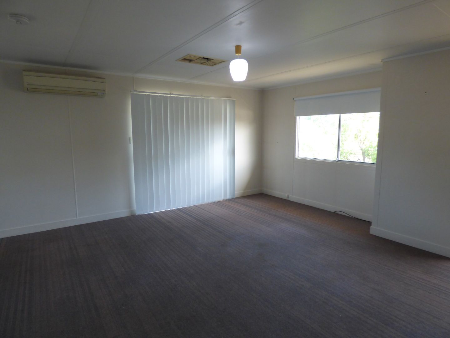 15 Holland Street, Roma QLD 4455, Image 2