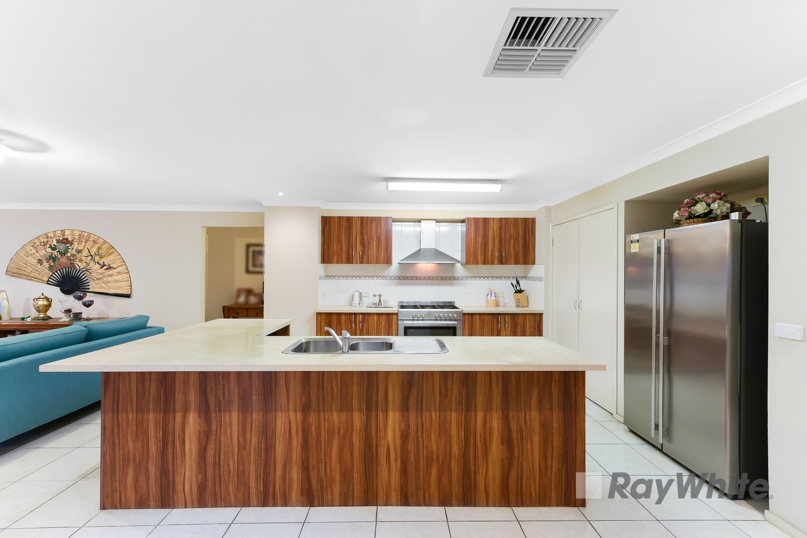 23 Tenterfield Drive, Narre Warren South VIC 3805, Image 1