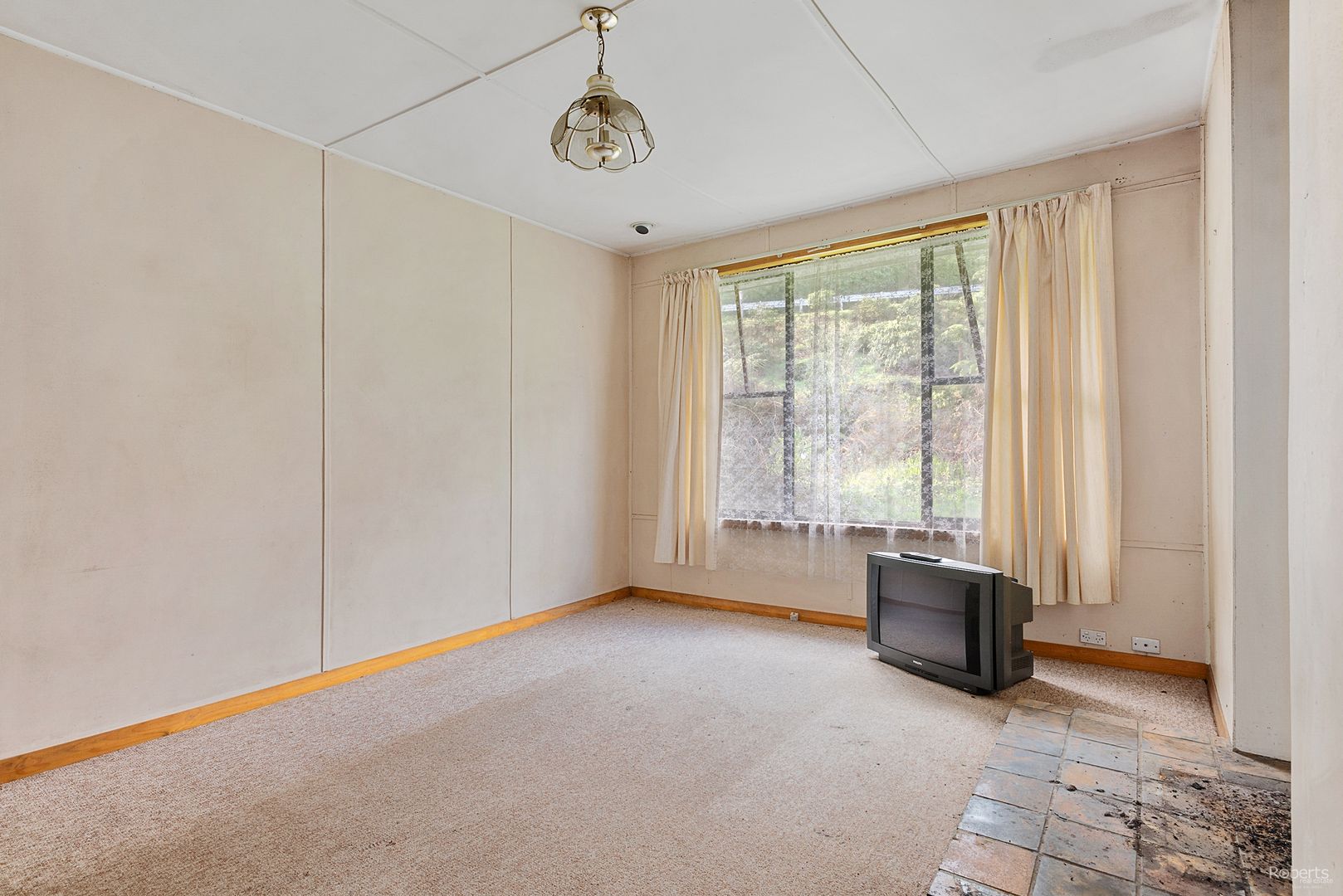 11 Harvey Street, Queenstown TAS 7467, Image 2