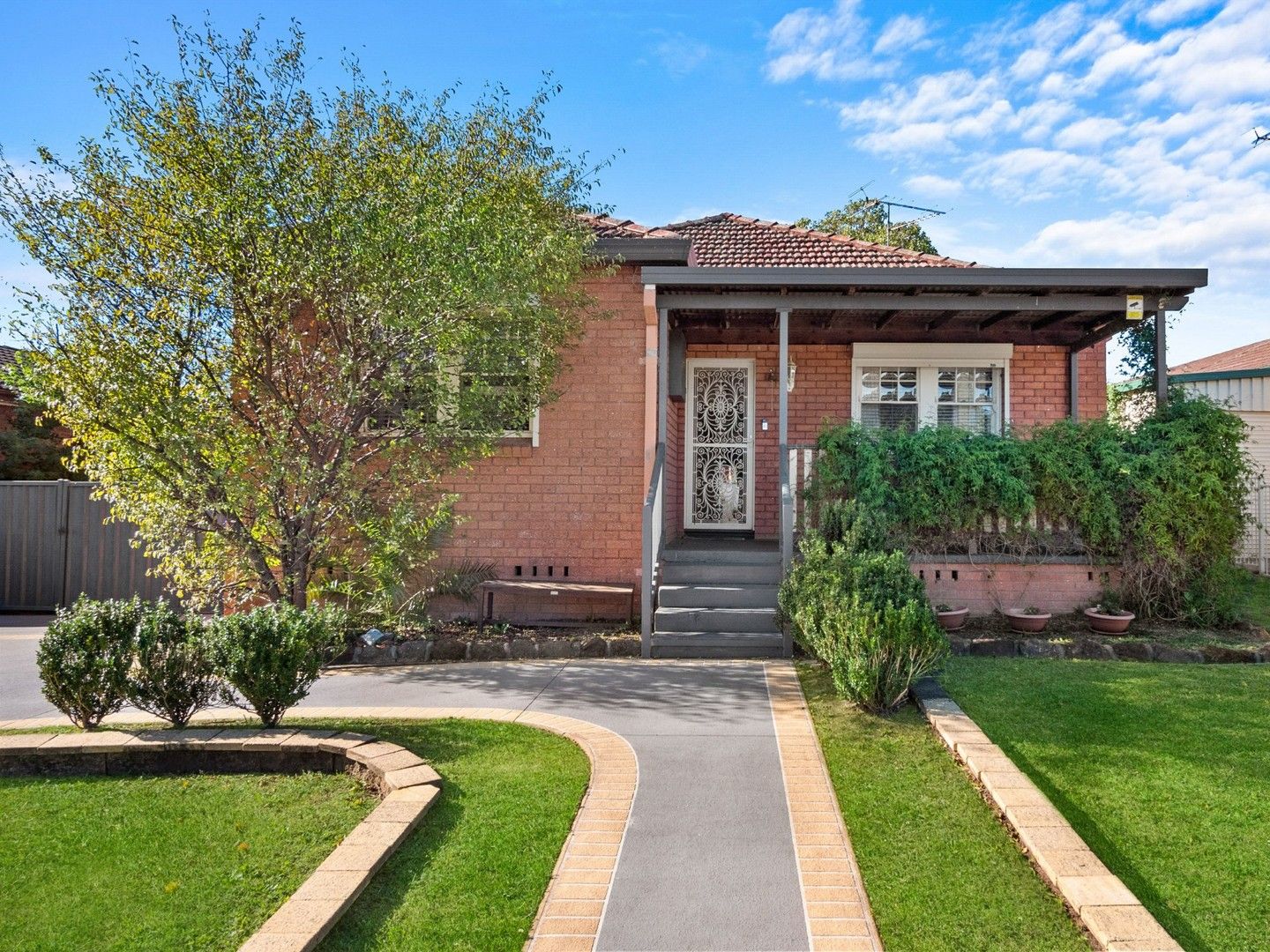 3 bedrooms House in 32 Loder Crescent SOUTH WINDSOR NSW, 2756