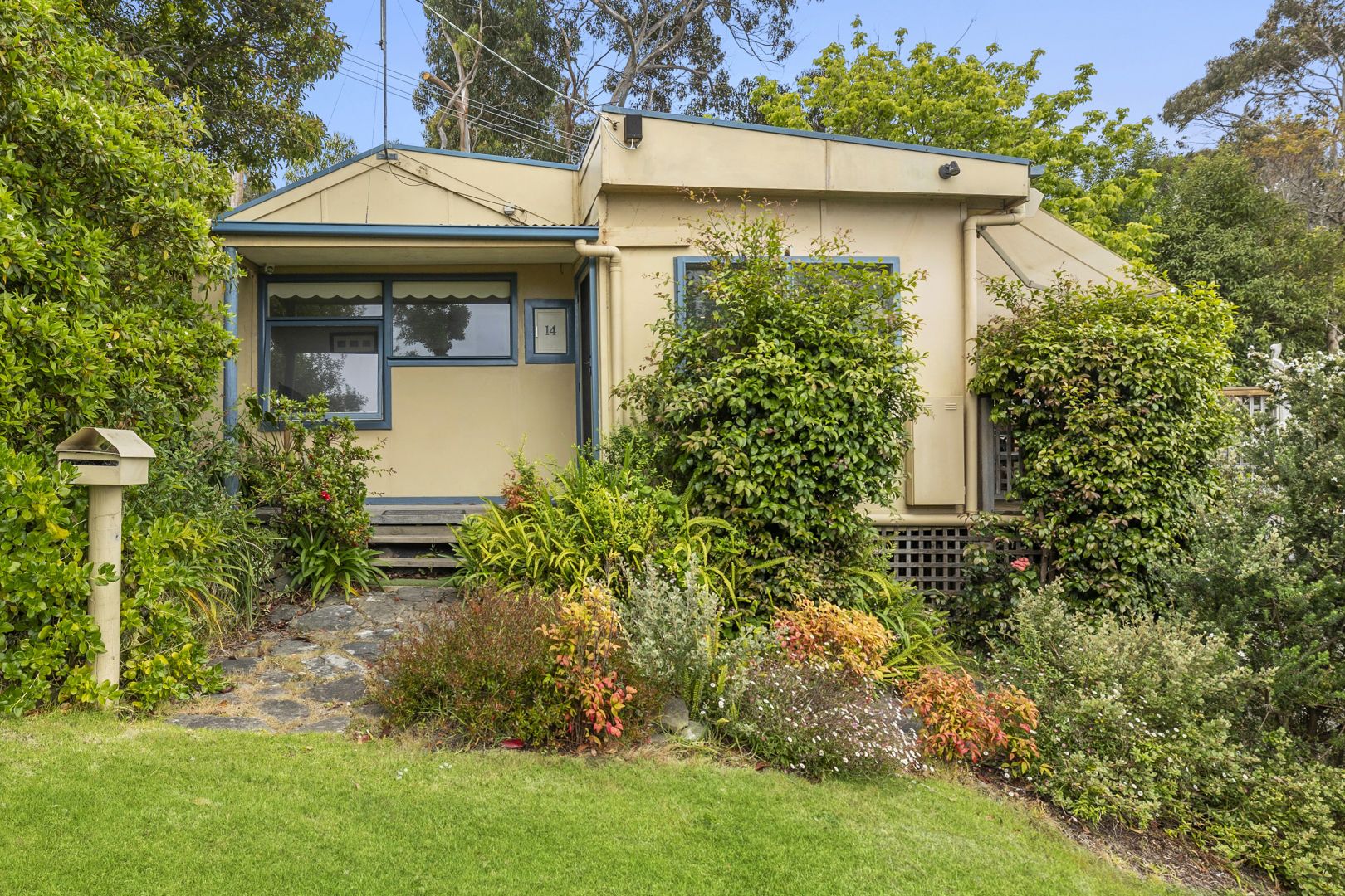 14 Minapre Street, Lorne VIC 3232, Image 2