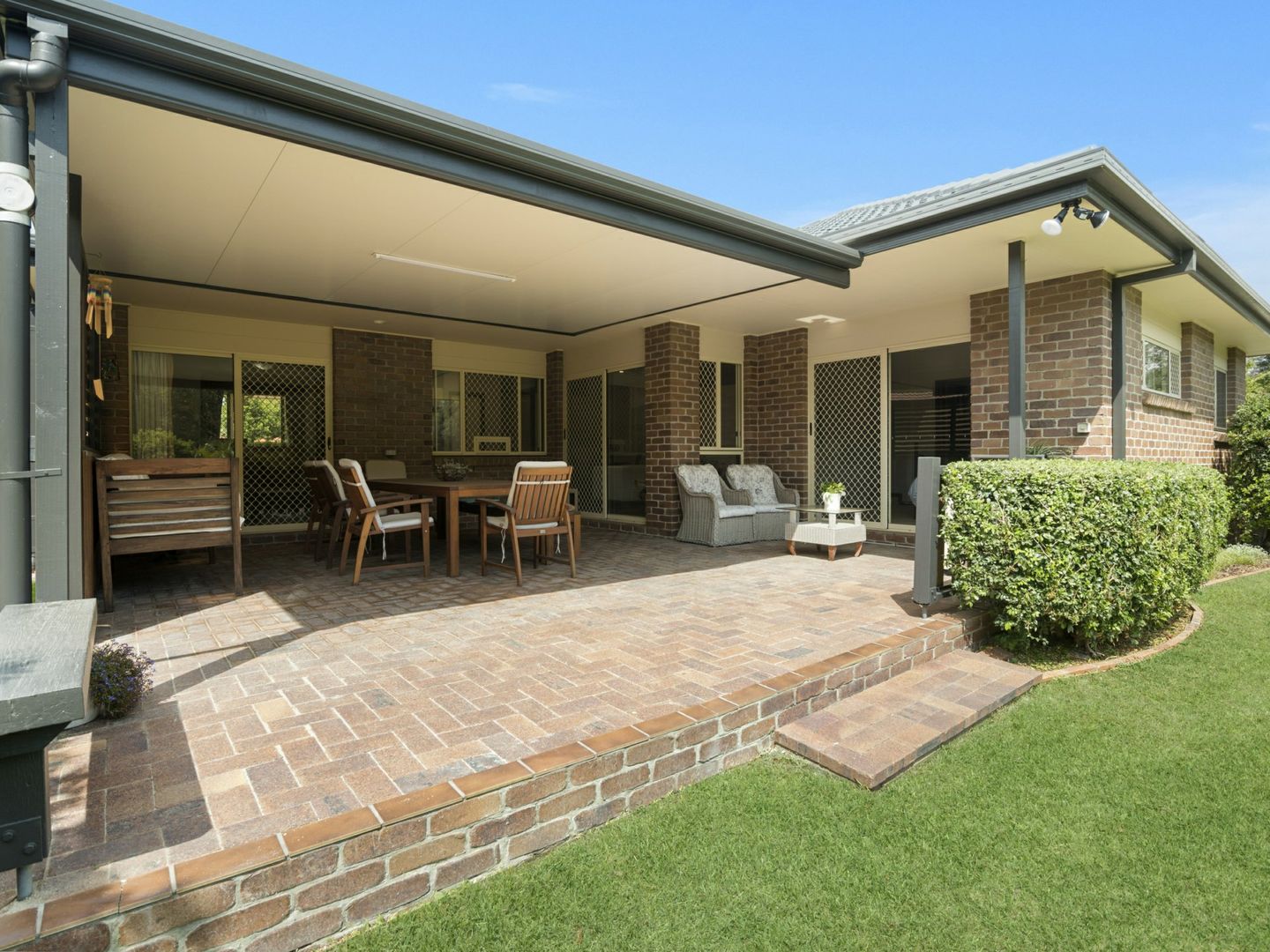 6 Elsemore Court, Carrara QLD 4211, Image 1