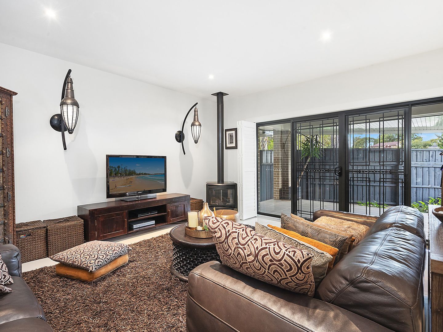 2 Maxwell Place, Abbotsbury NSW 2176, Image 2