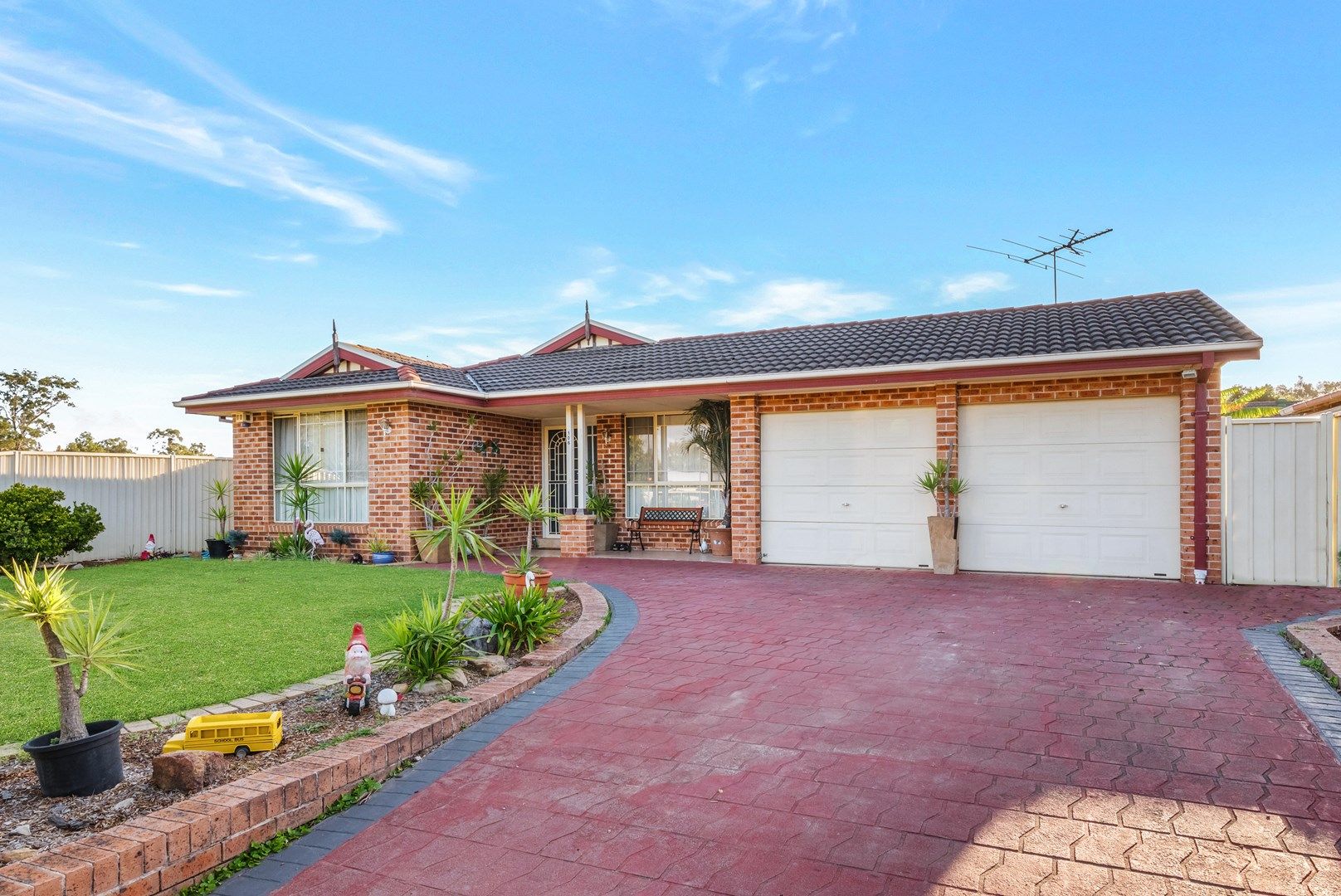 106 Pacific Palms CCT, Hoxton Park NSW 2171, Image 0