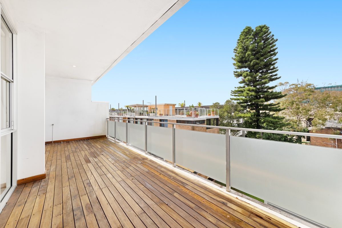 1 bedrooms Apartment / Unit / Flat in 16/154 Glenayr BONDI BEACH NSW, 2026