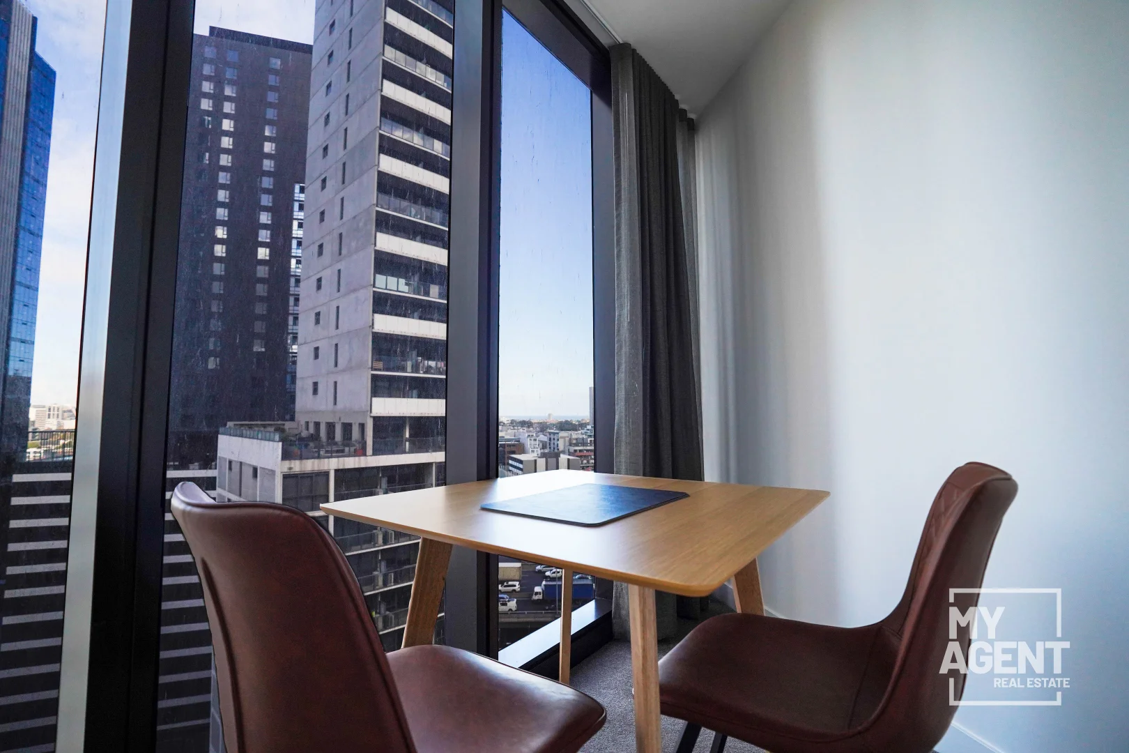 Additional image 6 of 1402/105 Clarendon St, Southbank VIC 3006