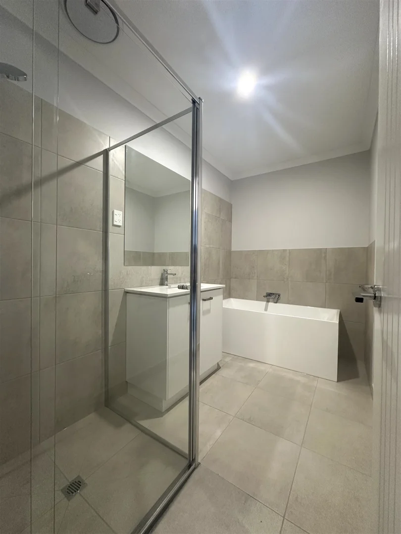 Additional image 8 of 10 Fangorn St, Clyde VIC 3978