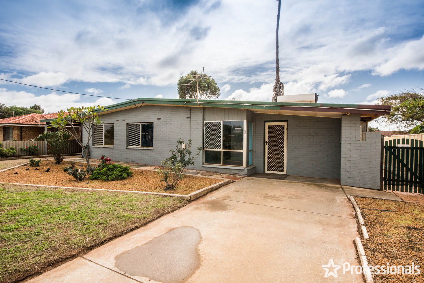 25 Devenish Street, Utakarra WA 6530, Image 1