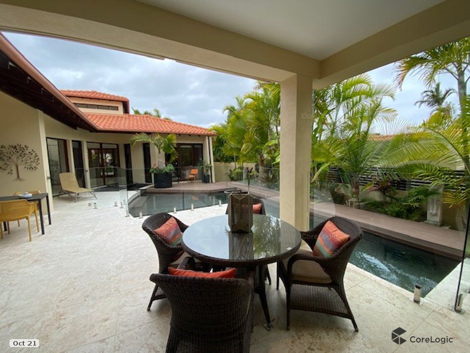 4 bedrooms Villa in 528/61 Noosa Springs Drive NOOSA HEADS QLD, 4567