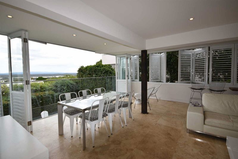 2 bedrooms Apartment / Unit / Flat in 1/31 Picture Point Cresent NOOSA HEADS QLD, 4567