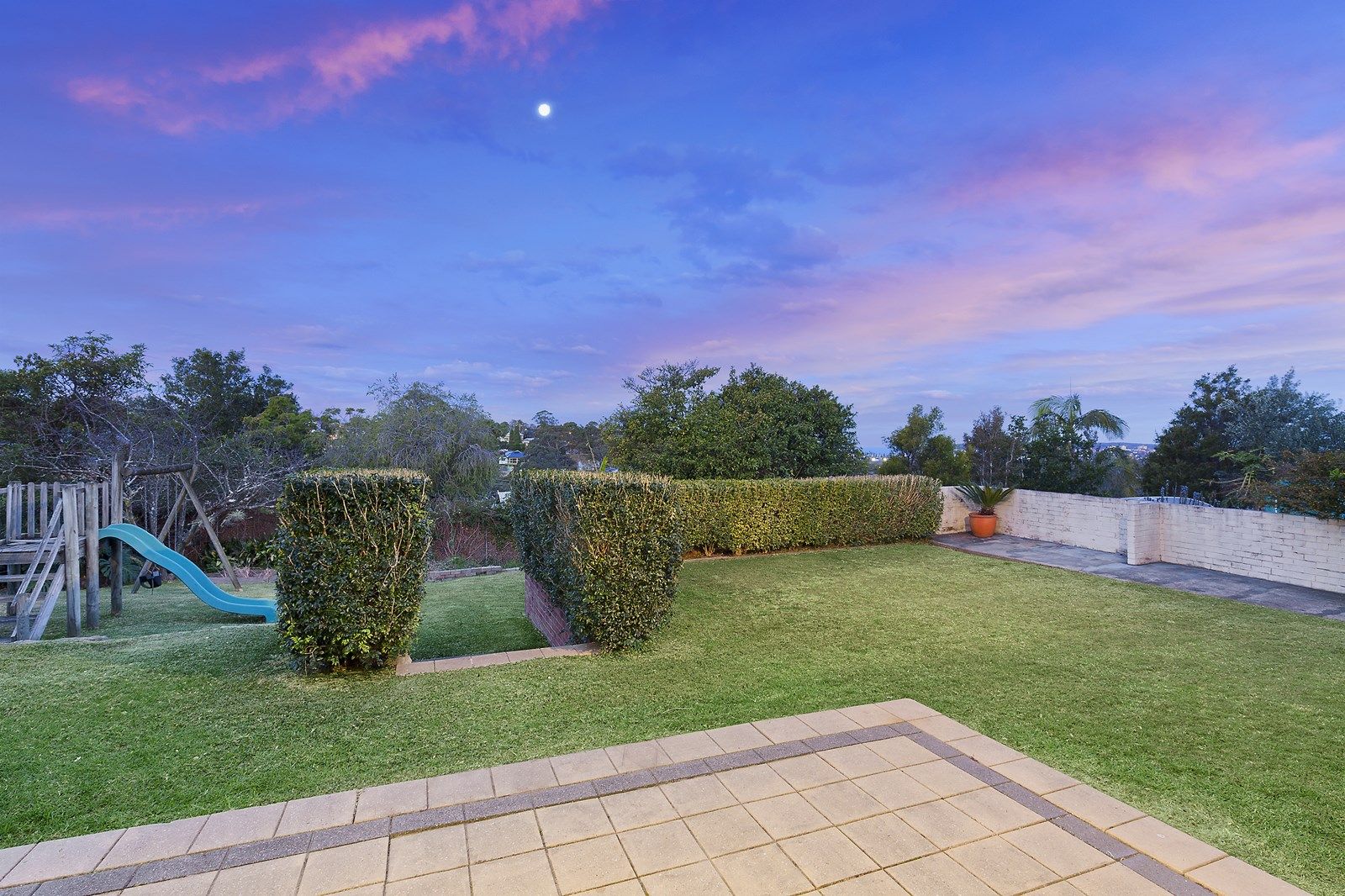 7 Jennifer Avenue, Allambie Heights NSW 2100, Image 2