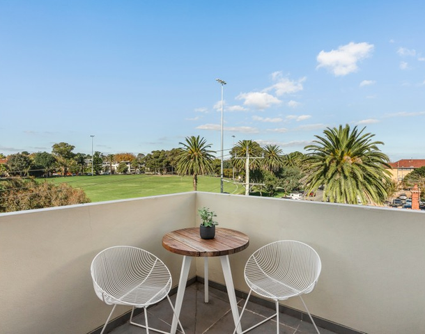 10/13-15 Spenser Street, St Kilda VIC 3182