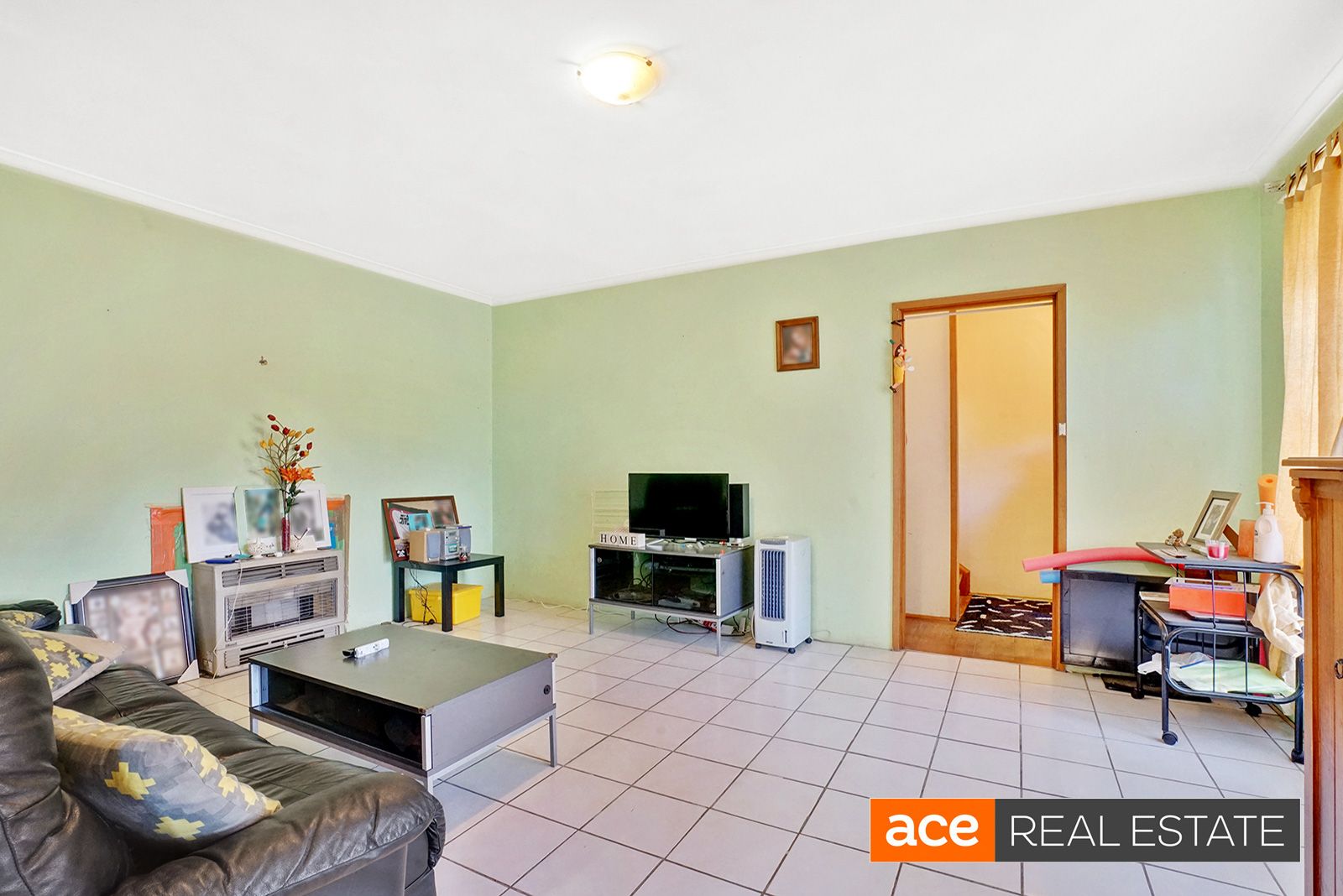 6 Whittaker Avenue, Laverton VIC 3028, Image 2