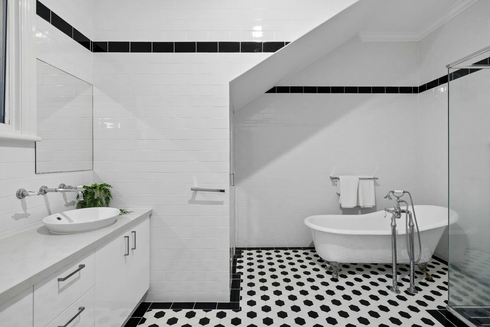 Additional image 24 of 5 Mcpherson Street, Menora WA 6050