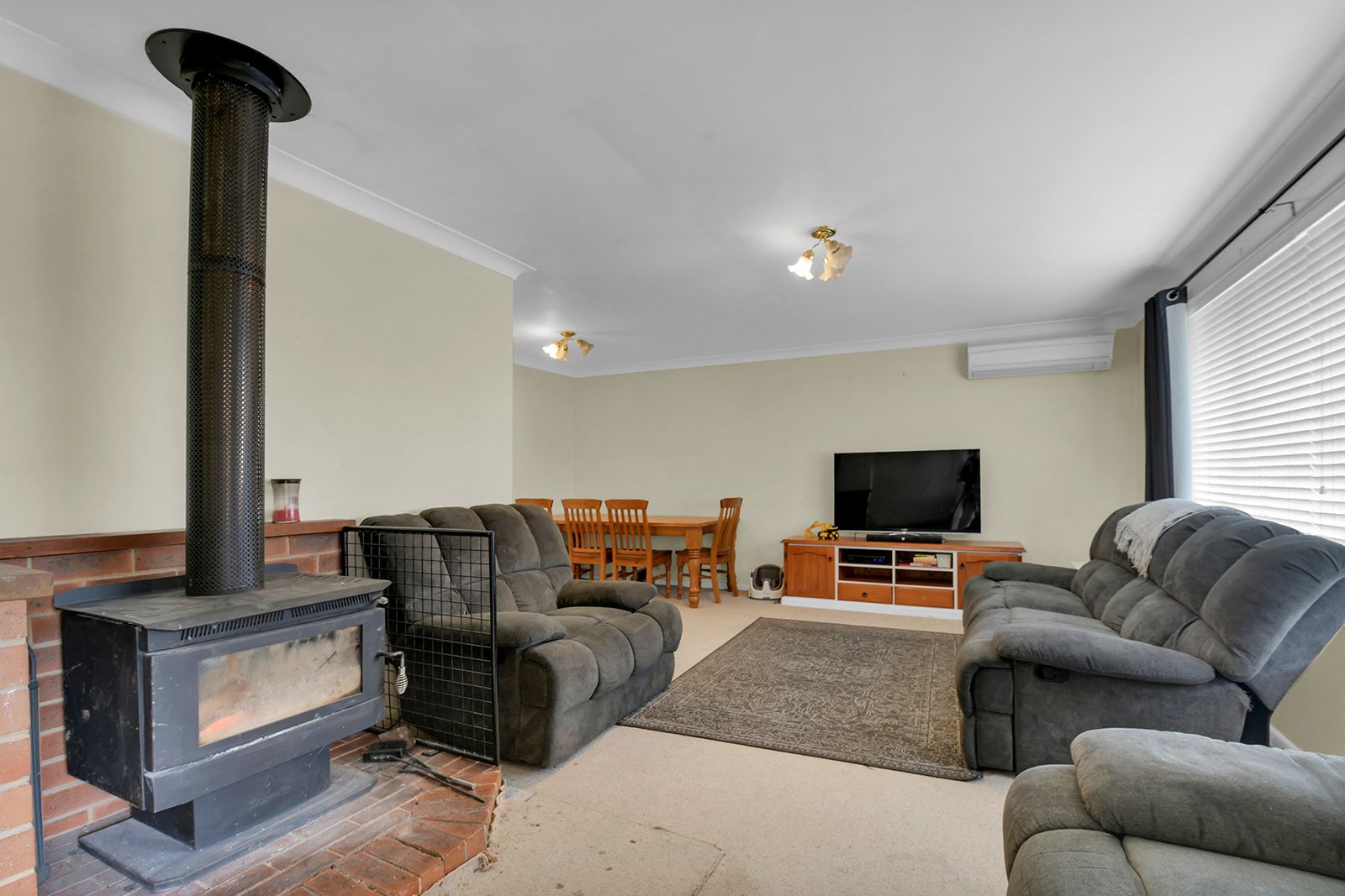 2 Norton Close, Blayney NSW 2799, Image 2